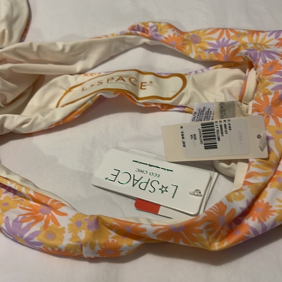 ✨HP✨ NWTS ANTHRO CUTOUT ONE-PIECE (XL) - Picture 9 of 11